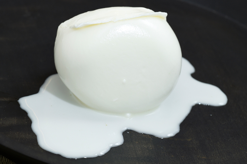 自家製モッツァレラ